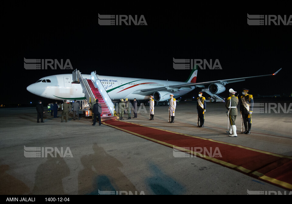 بازگشت رییس جمهور از قطر