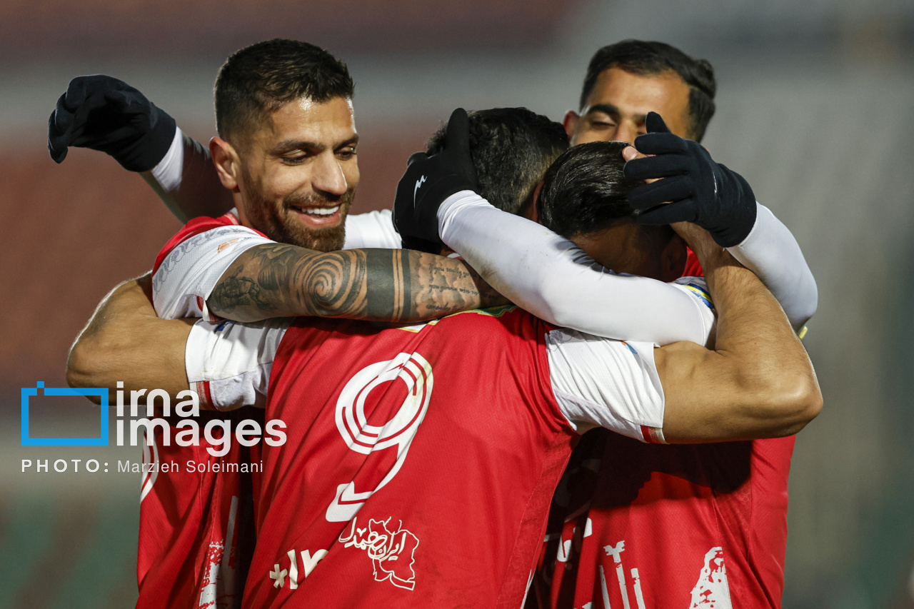 لیگ برتر فوتبال - پرسپولیس و هوادار