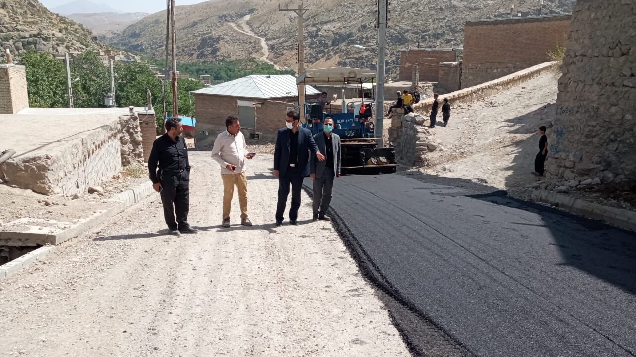 آسفالت‌ریزی مسیر روستای گردشگری آشان مراغه آغاز شد