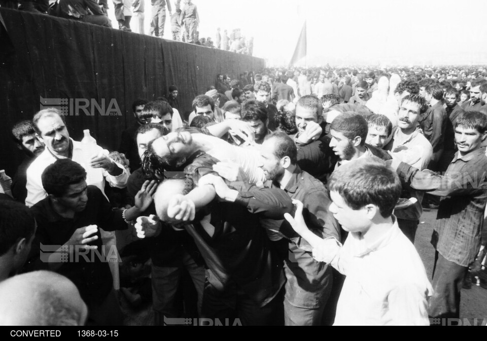 وداع مردم با بنیانگذار انقلاب حضرت امام خمینی(ره) در مصلای بزرگ تهران