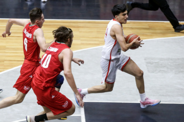 U-18 basketball match between Iran and Turkiye