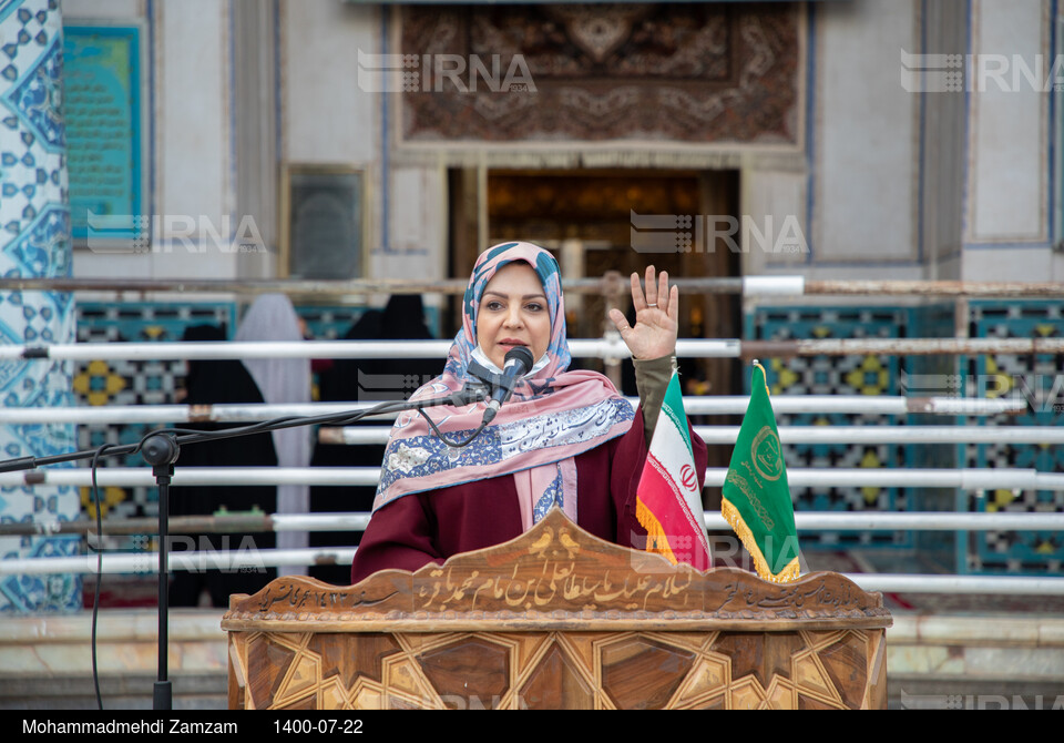 رونمایی از جدیدترین سنگ مزار سهراب سپهری