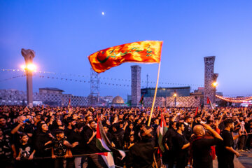 خیمه سوزان عصر عاشورا در میدان امام حسین (ع)