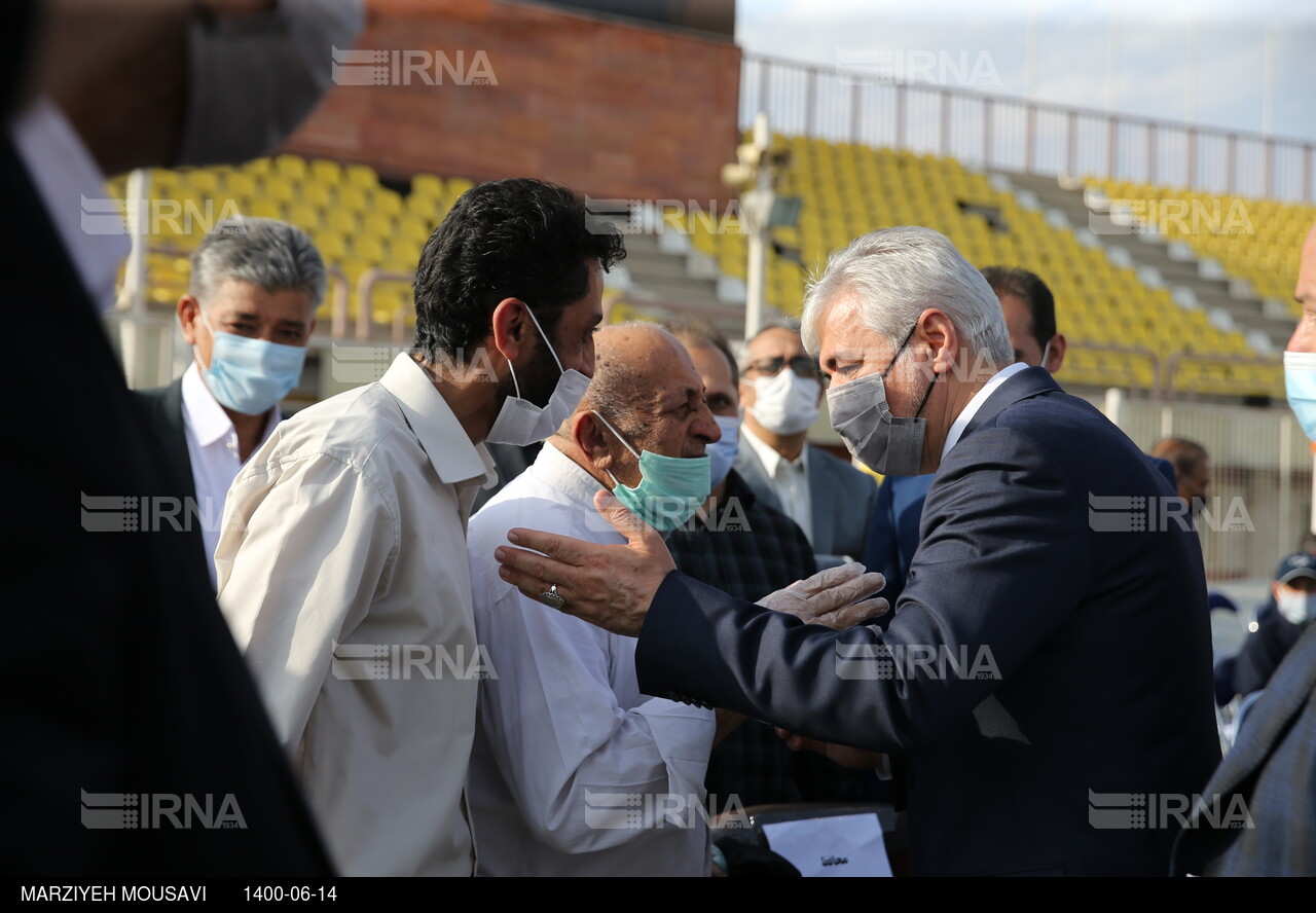 بازدید وزیر ورزش از مجموعه دوومیدانی آفتاب انقلاب