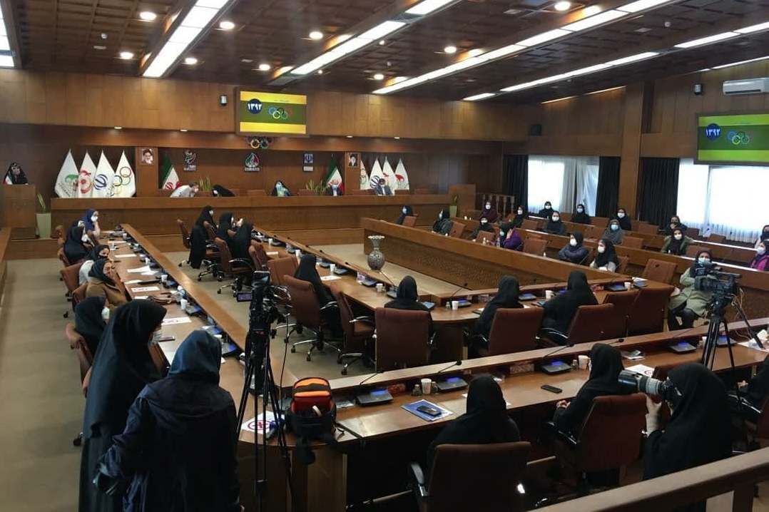 ۹۶ معاون وزیر، ریل­‌گذاری دولت روحانی برای مدیریت عالی زنان