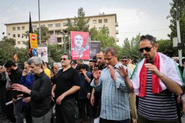 Multitudinario funeral del mártir Haniya en Teherán