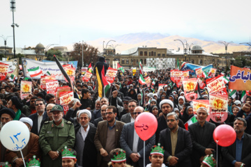 Las marchas del 13 de Aban en todo Irán