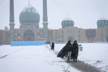 Iran : chutes de neige à Qom, située au sud-ouest de Téhéran