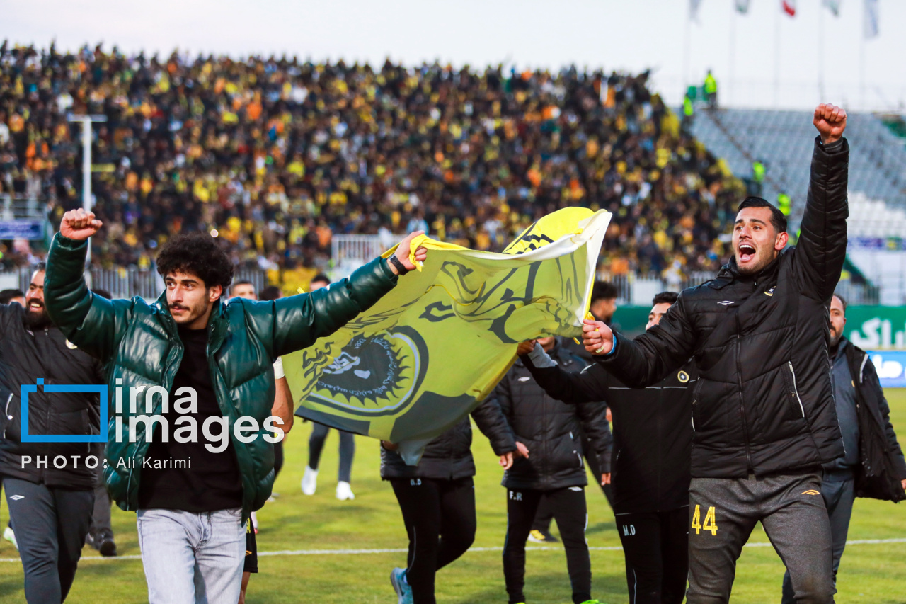 سوپرجام فوتبال - سپاهان و پرسپولیس