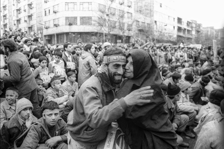 هشت سال دفاع مقدس: نماد ایستادگی و همبستگی ملی