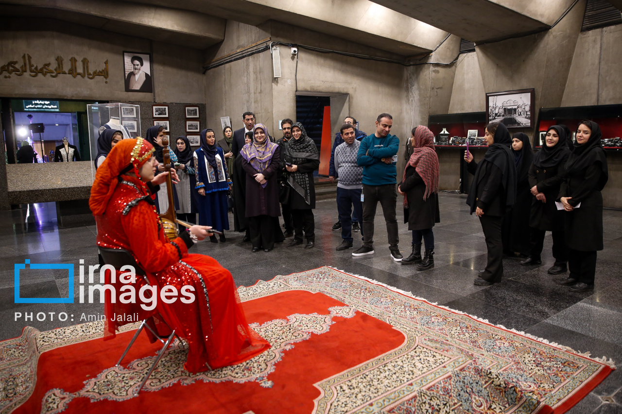 «جشنواره هنر ایران زمین» در برج آزادی