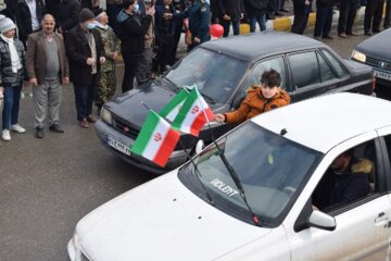 راهپیمایی خودرویی ۲۲ بهمن در میاندوآب