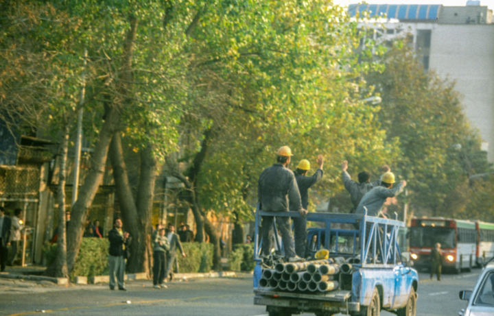 صعود تاریخی فوتبال  ایران به جام جهانی هشتم آذر ۷۶ ؛ از ملبورن تا خیابان های پرشور ایران