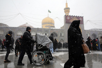 Chute de neiges à Mashhad dans le nord-est iranien 