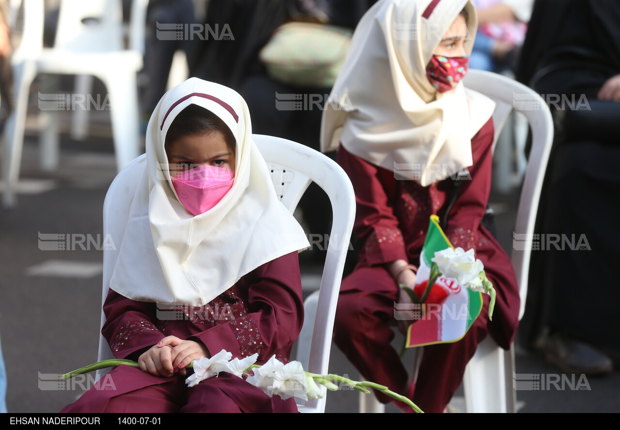 مراسم نمادین جشن غنچه‌ها و شکوفه‌ها