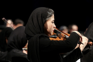 « J'ai une flamme sur la langue »: une nouvelle interprétation de l'Orchestre national d'Iran