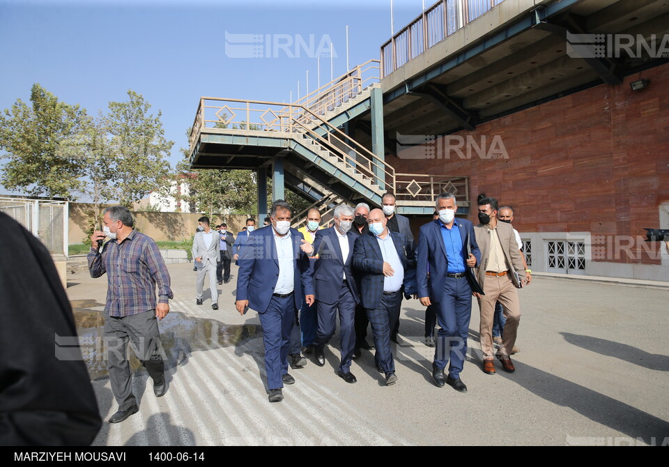 بازدید وزیر ورزش از مجموعه دوومیدانی آفتاب انقلاب