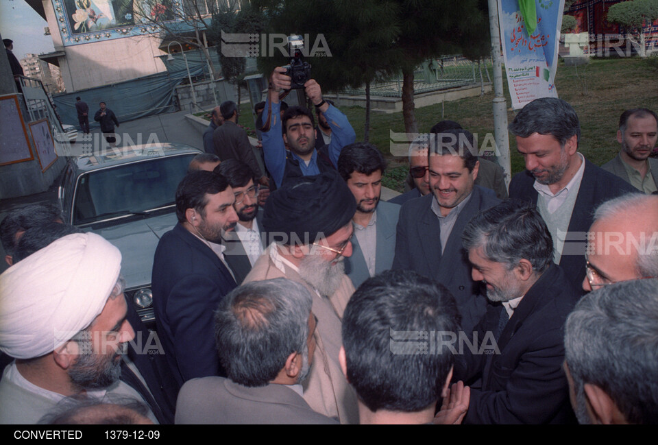 دیدار رهبر معظم انقلاب اسلامی با دانشجویان دانشگاه صنعتی امیرکبیر