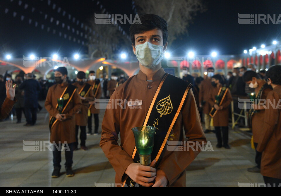 مراسم لاله گردانی شب شهادت احمد بن موسی (ع) در شیراز