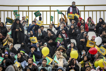 La célébration de la fête de Mi-Sha'ban à Karaj