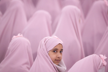 Iran : La « fête des anges » au sanctuaire de l'Imam Reza (P)