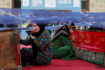 Spectacles de rue du Festival de Théâtre Fajr - Jour 6