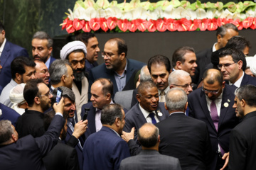 Revivez en image, le cérémonie d’investiture de Masoud Pezeshkian, 9e président de l'Iran