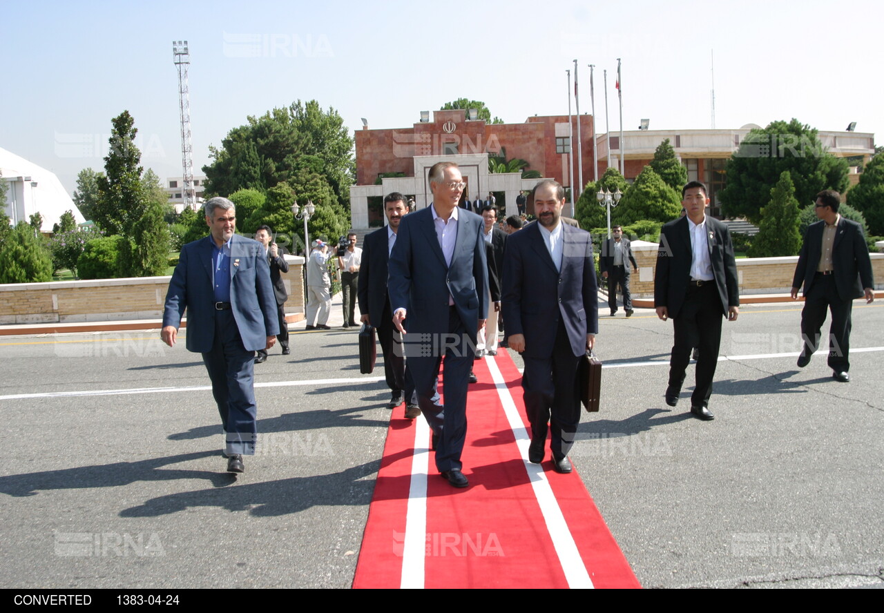 سفر نخست وزیر سنگاپور به ایران - بدرقه نخست وزیر سنگاپور