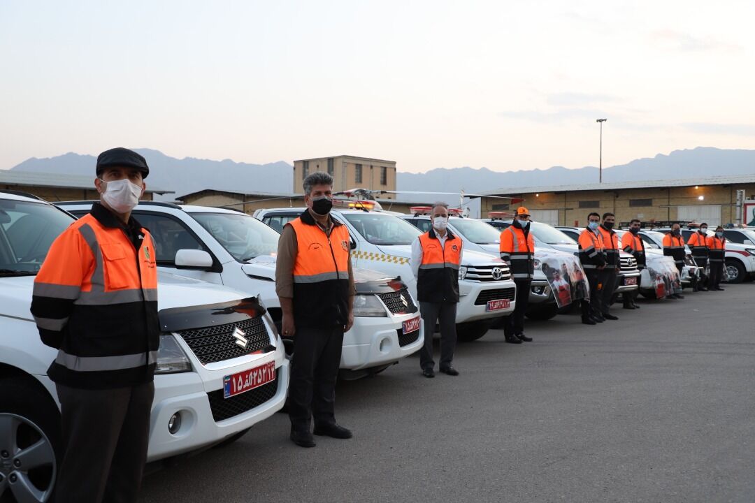 راهداران تفت آماده انجام عملیات راهداری زمستانی شدند