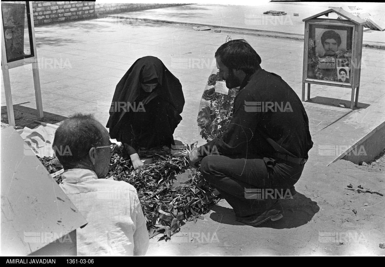 شهدای خبرگزاری جمهوری اسلامی - مزار شهید احمد اخلاص