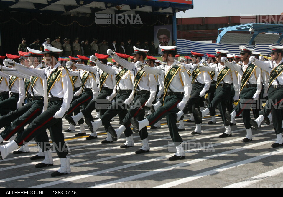 مراسم جشن فارغ التحصیلی و اعطای سردوشی دانشجویان دانشگاه علوم انتظامی