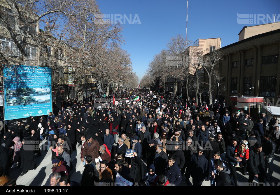 شرکت مردم همدان در مراسم بزرگداشت سردار سلیمانی