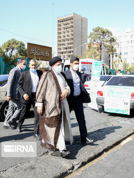 President Raisi visits a gas station after restoration from cyberattack