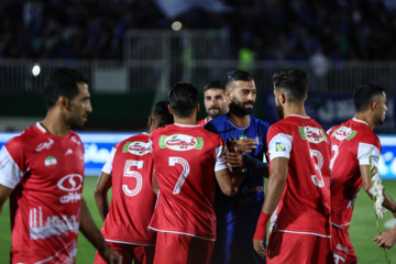 لیگ برتر فوتبال- استقلال و پرسپولیس