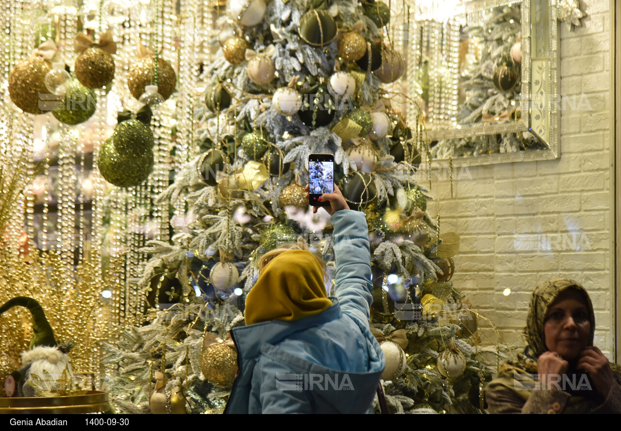 حال و هوای کریسمس در تهران