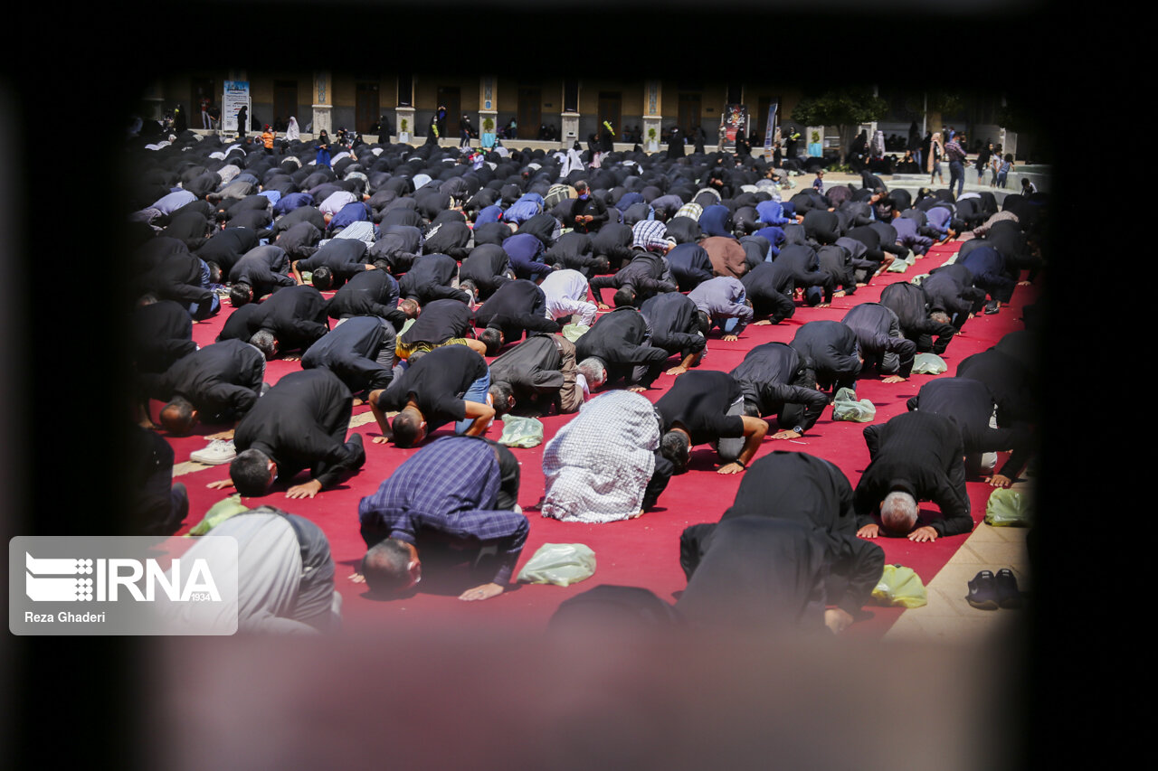 نماز جماعت ظهر عاشورا در قم اقامه می‌شود