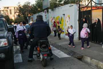 La vida cotidiana en Teherán tras ataque repelido del régimen sionista