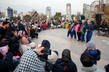 Le 20e Festival de théâtre de marionnettes Téhéran-Moubarak s'ouvre au parc Ab-o Atash