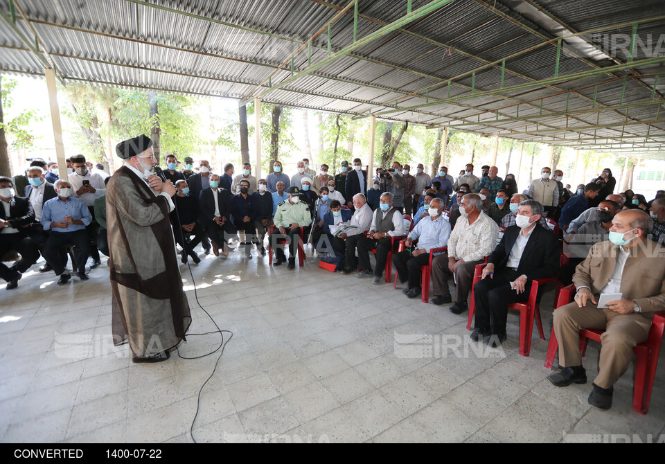 سفر رئیس جمهوری به استان فارس - بازدید از روستای کناره