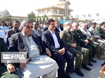 وزیر دفاع: دولت خدمات رسانی به سیلزدگان سیستان وبلوچستان را بخوبی انجام داد