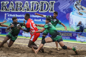 Iran : tournoi de championnat du monde du Kabaddi sur la plage