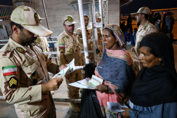 Foreign Pilgrims of Arbaeen at the Iran-Iraq Border