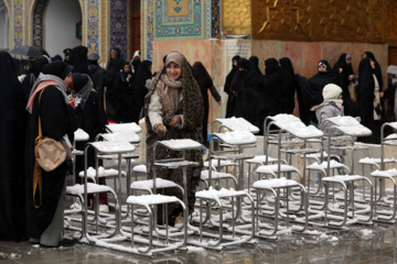 Chute de neiges à Mashhad dans le nord-est iranien 