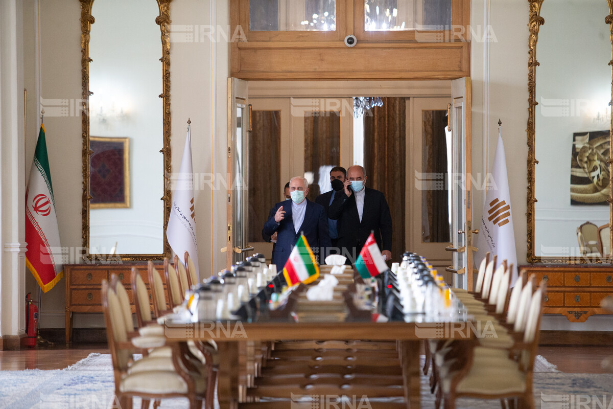 دیدار وزیر امور خارجه و فرستاده ویژه سلطان عمان