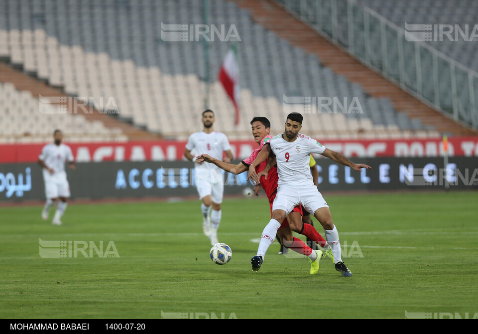 دیدار تیم‌های فوتبال ایران و کره جنوبی