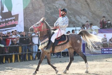 جشنواره اسب اصیل کردی در بوکان