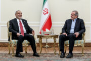 Rencontre entre le Président du Parlement irakien et le Président iranien