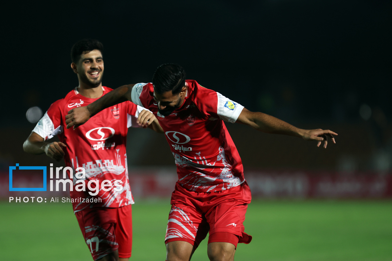 لیگ برتر فوتبال - پرسپولیس و آلومینیوم اراک