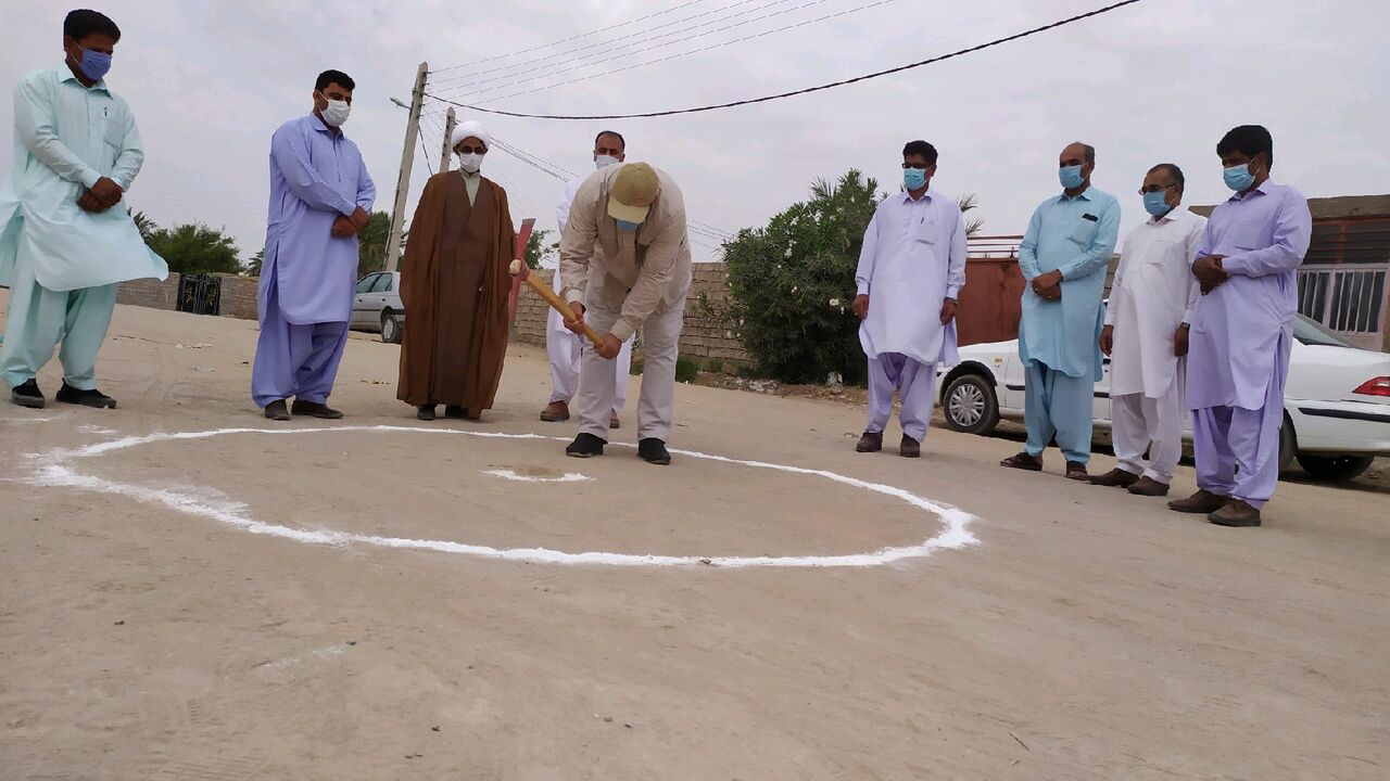 کلنگ ساخت هشت پروژه عمران شهری در گلمورتی دلگان به زمین زده شد