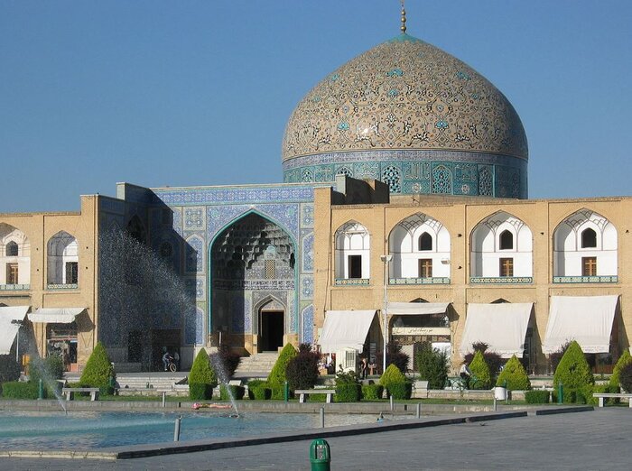 مرمت کامل گنبد مسجد شیخ لطف‌الله اصفهان نیازمند ۳ میلیارد تومان اعتبار است